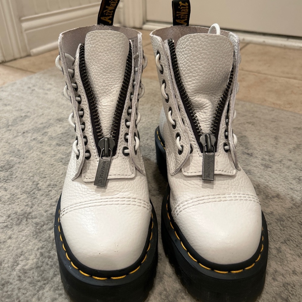 DOC MARTIN SINCLAIR BOOT
